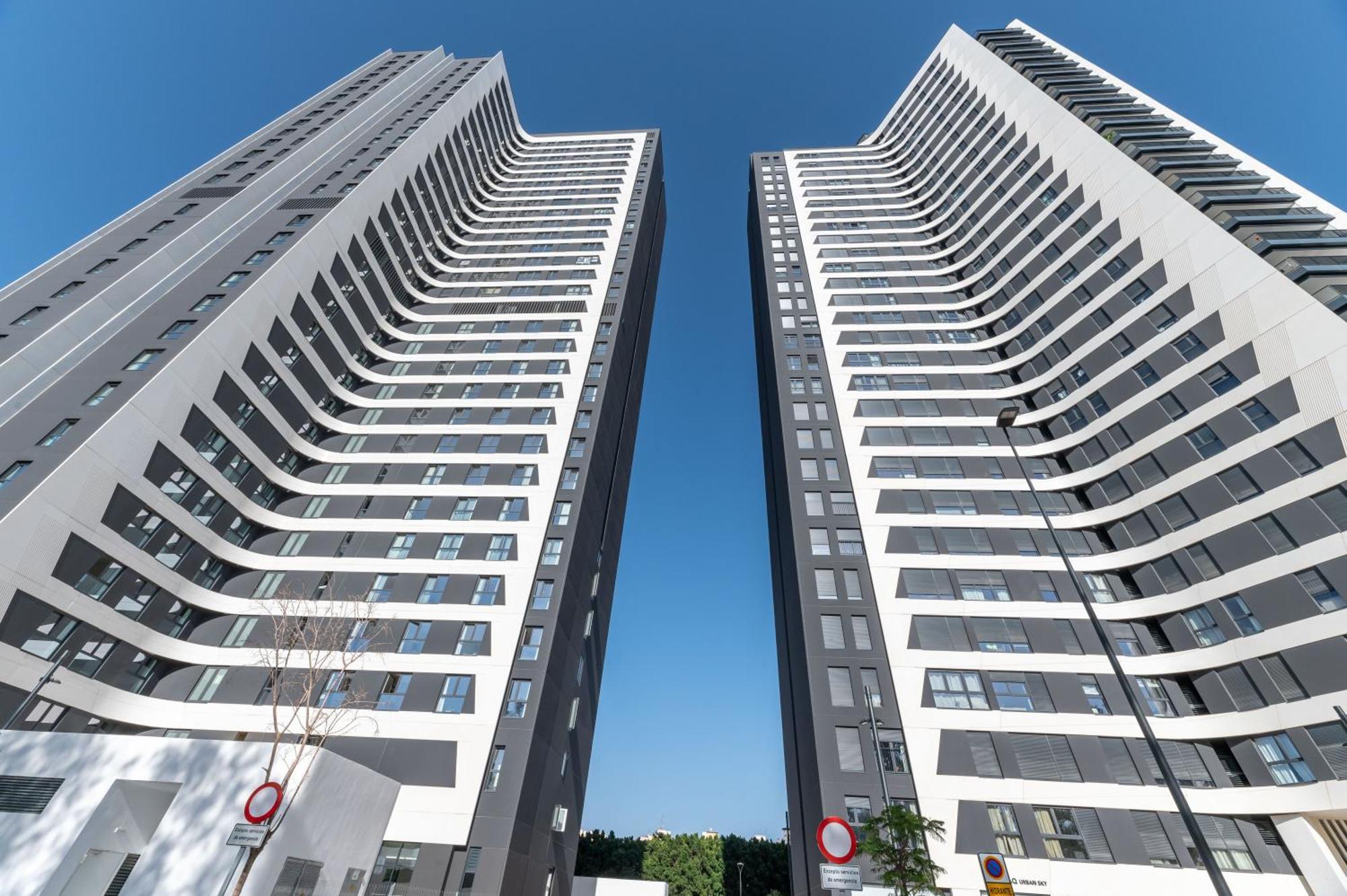 Apartment Xpce Sky Towers - Parking Free