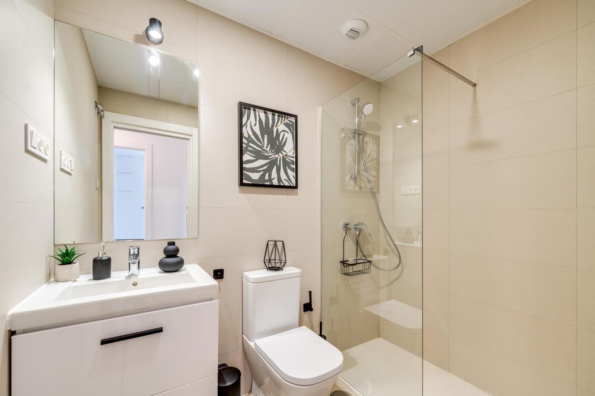 Xpce Sky Towers - Parking Free Apartament Malaga